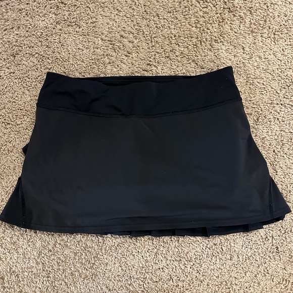 Lululemon 🏃♀️ skort - Picture 2 of 2